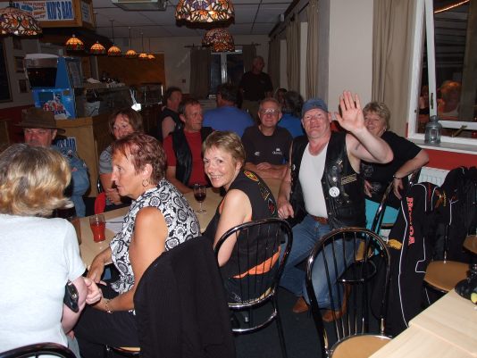 Bar3.jpg