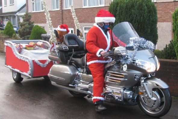 santa1aWEB.jpg