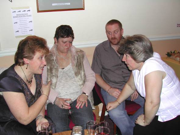 xmasparty06009a.jpg